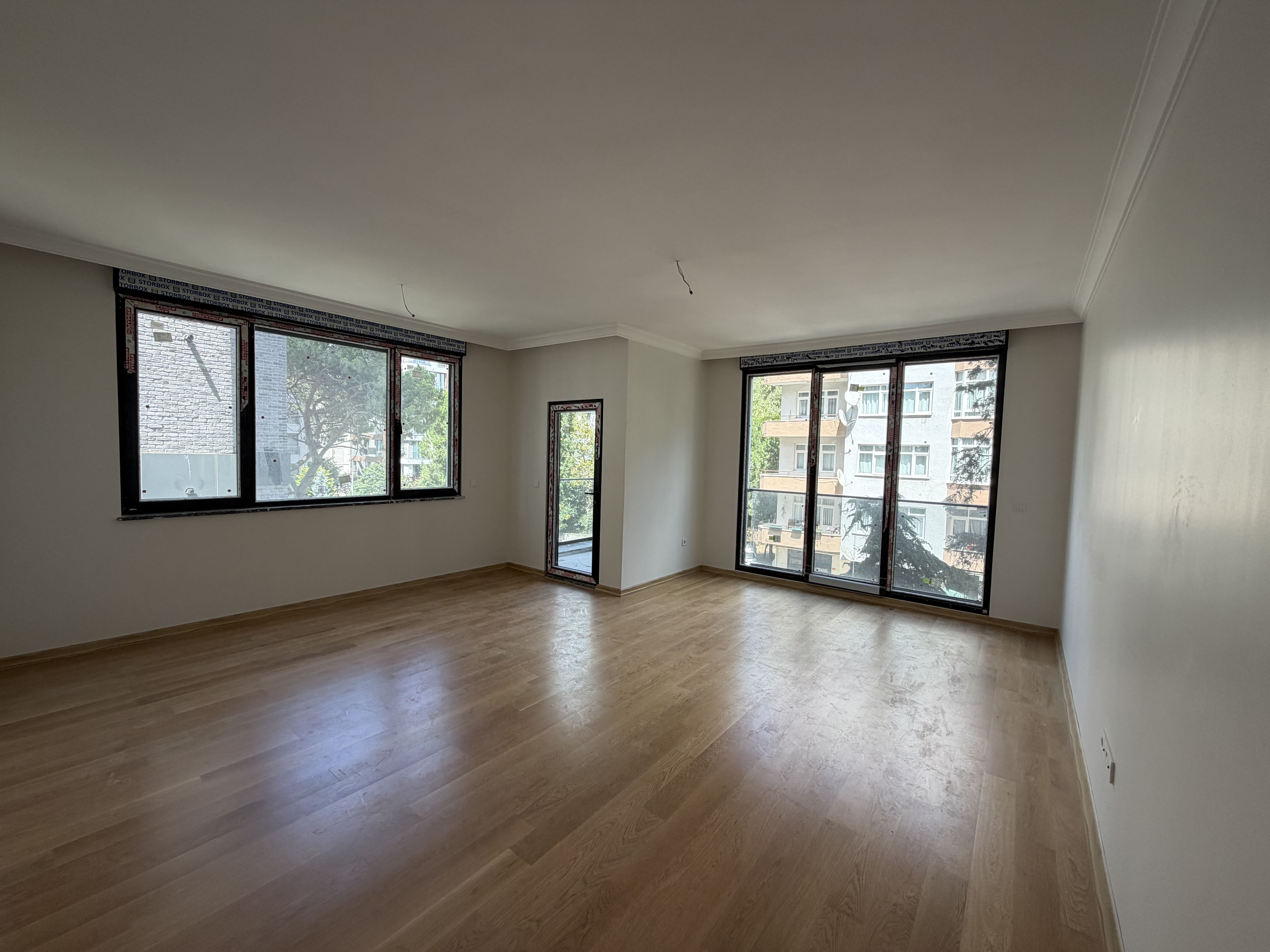 MARMARAYA YÜRÜME MESAFESİNDE GÖZTEPE'DE 3 + 1 KİRALIK DAİRE