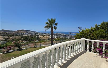 Bodrum Yalıkavak Holiday Gardens Sitesinde Satılık Deniz Manzaralı Özel Havuzlu Müstakil Bahçeli Villa