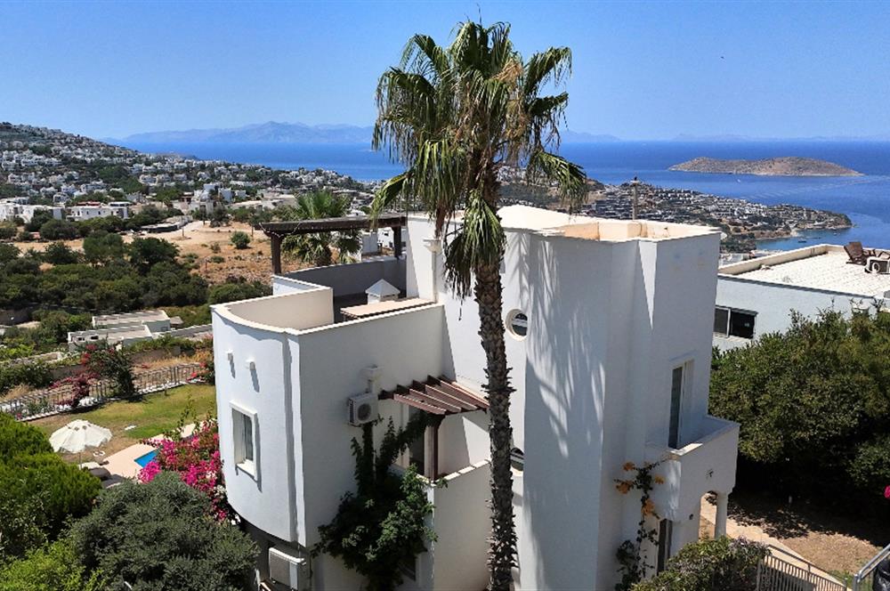 Bodrum Yalıkavak Holiday Gardens Sitesinde Satılık Deniz Manzaralı Özel Havuzlu Müstakil Bahçeli Villa