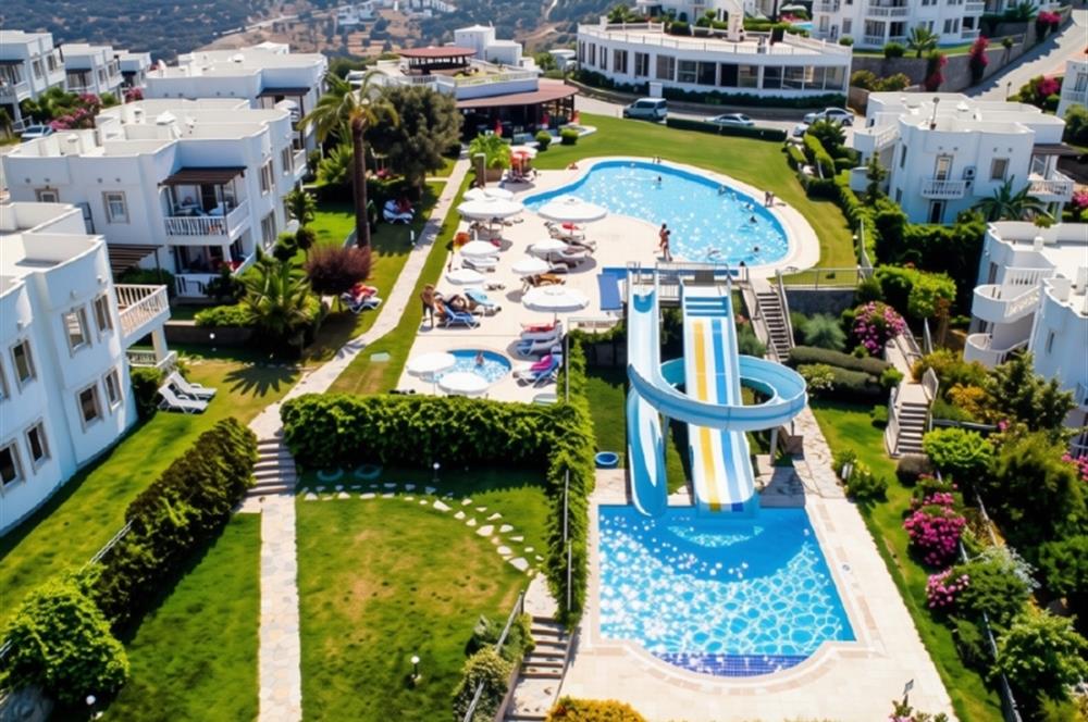 Bodrum Yalıkavak Holiday Gardens Sitesinde Satılık Deniz Manzaralı Özel Havuzlu Müstakil Bahçeli Villa