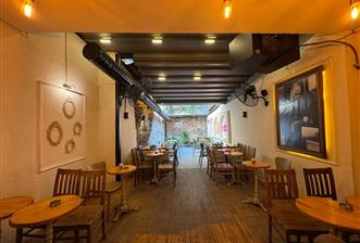 BEŞİKTAŞ ÇARŞIDA DEVREN KİRALIK KAFE - 1 - 36114