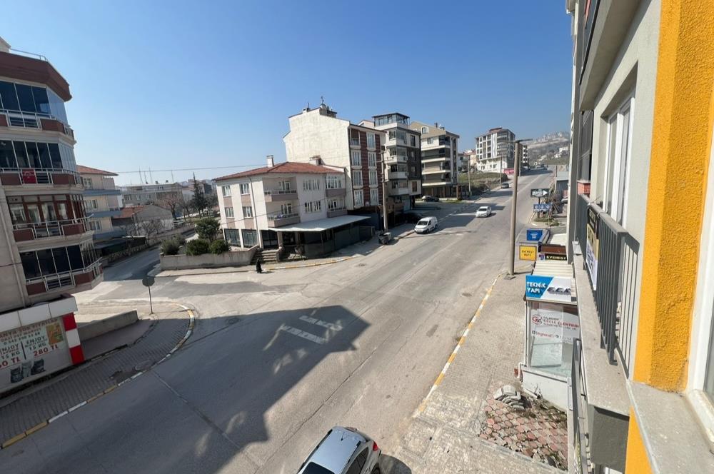 C21 BAL'DAN ÇEVREYOLU CD. ÜZERİNDE KİRALIK 3+1 DAİRE