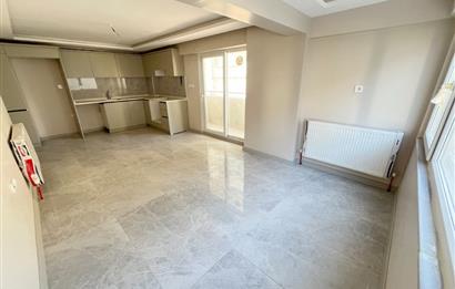 C21 BAL'DAN ÇEVREYOLU CD. ÜZERİNDE FIRSAT KİRALIK 2+1 DAİRE