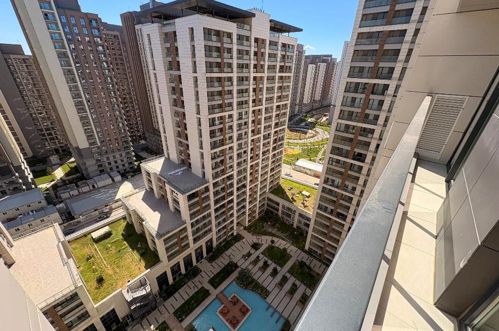 C21 ROOF TORKAM YÜKSEK KAT ÖNÜ AÇIK BOŞ 1+1 SATILIK