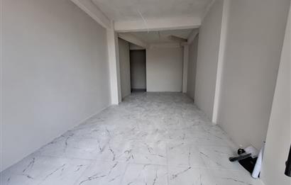 C21 BAL'DAN EGE MH. KÖYLÜ GARAJINDA SATILIK DÜKKAN