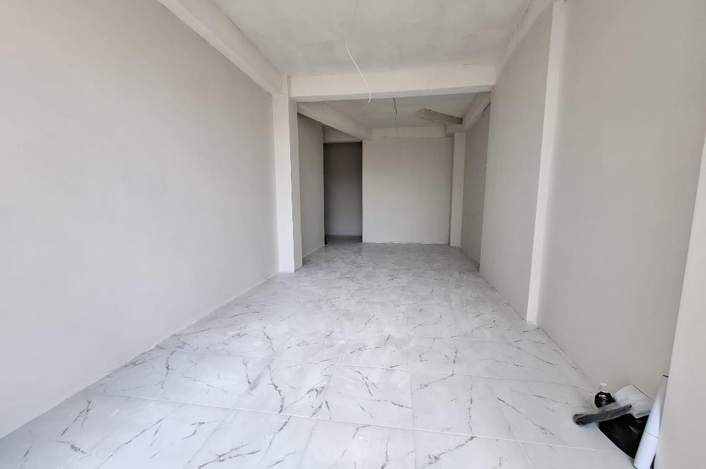 C21 BAL'DAN EGE MH. KÖYLÜ GARAJINDA SATILIK DÜKKAN