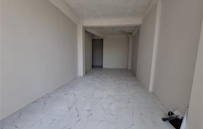 C21 BAL'DAN EGE MH. KÖYLÜ GARAJINDA SATILIK DÜKKAN