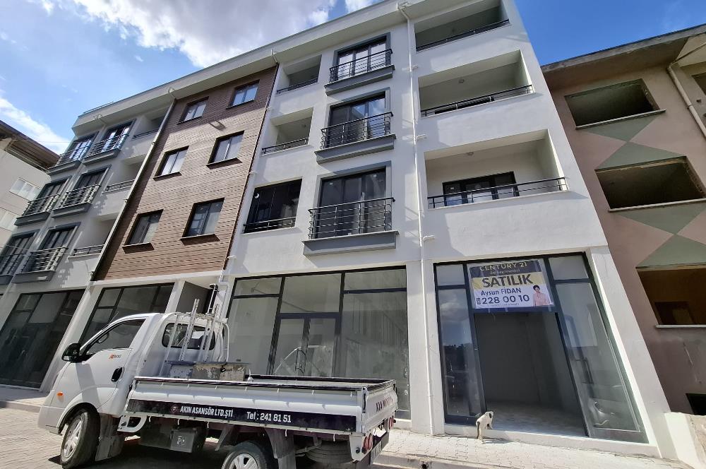 C21 BAL'DAN EGE MH. KÖYLÜ GARAJINDA SATILIK DÜKKAN