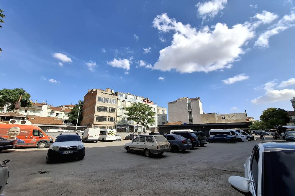 C21 BAL'DAN EGE MH. KÖYLÜ GARAJINDA SATILIK DÜKKAN
