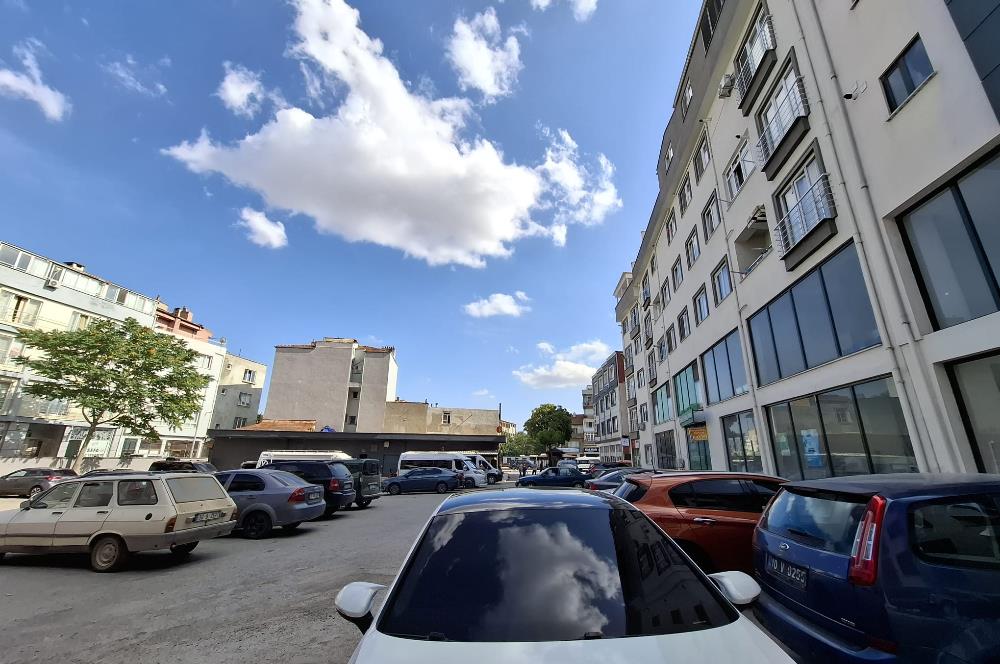 C21 BAL'DAN EGE MH. KÖYLÜ GARAJINDA SATILIK DÜKKAN