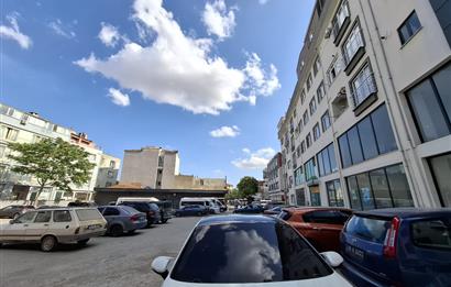 C21 BAL'DAN EGE MH. KÖYLÜ GARAJINDA SATILIK DÜKKAN