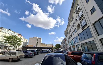 C21 BAL'DAN EGE MH. KÖYLÜ GARAJINDA SATILIK DÜKKAN