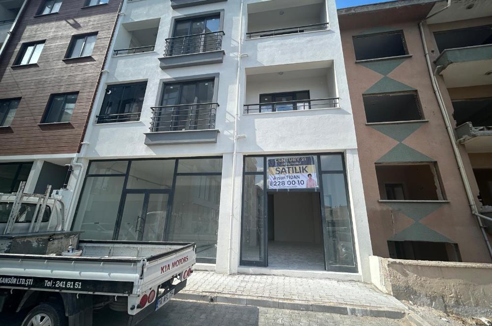 C21 BAL'DAN EGE MH. KÖYLÜ GARAJINDA SATILIK DÜKKAN