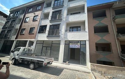 C21 BAL'DAN EGE MH. KÖYLÜ GARAJINDA SATILIK DÜKKAN