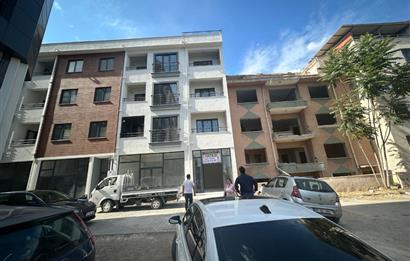 C21 BAL'DAN EGE MH. KÖYLÜ GARAJINDA SATILIK DÜKKAN