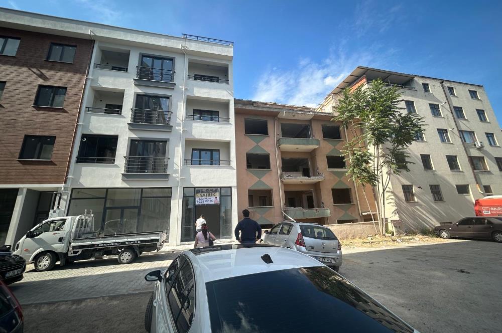C21 BAL'DAN EGE MH. KÖYLÜ GARAJINDA SATILIK DÜKKAN