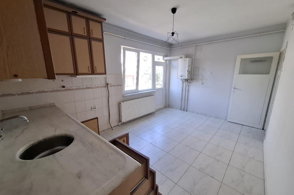 C21 BAL'DAN ALİ HİKMET PAŞA MH. KİRALIK 2+1 DAİRE