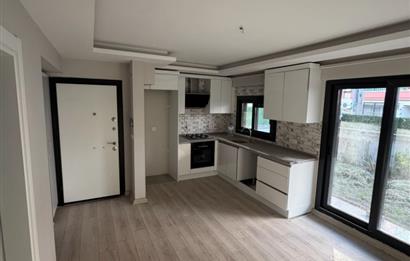 Gaziemir Yesil Mahallede Satilik 2+1 Ada Mutfakli Daire