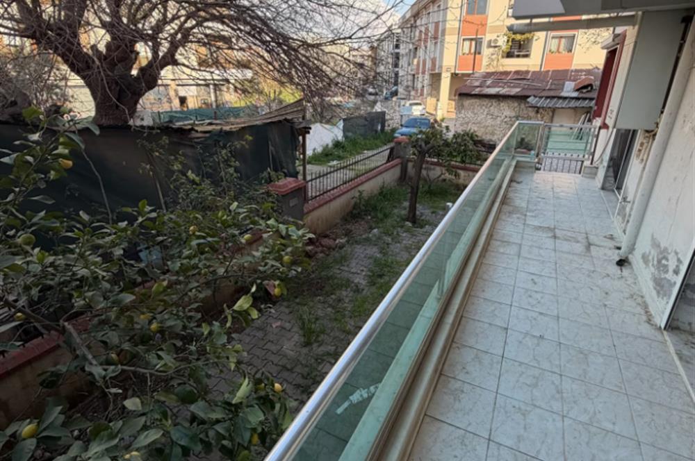 Gaziemir Yesil Mahallesinde Satilik 3+1  Daıre