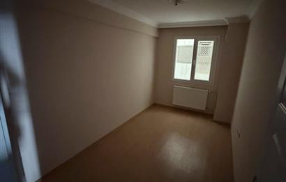 Gaziemir Yesil Mahallesinde Satilik 3+1  Daıre