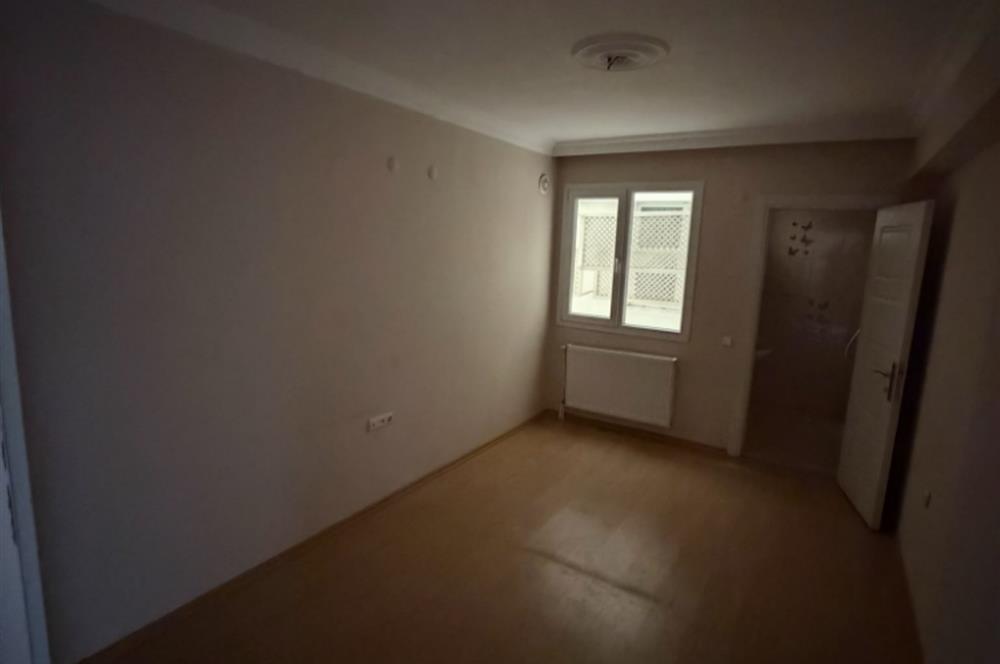 Gaziemir Yesil Mahallesinde Satilik 3+1  Daıre
