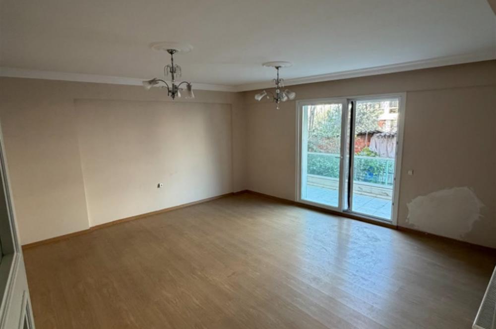 Gaziemir Yesil Mahallesinde Satilik 3+1  Daıre