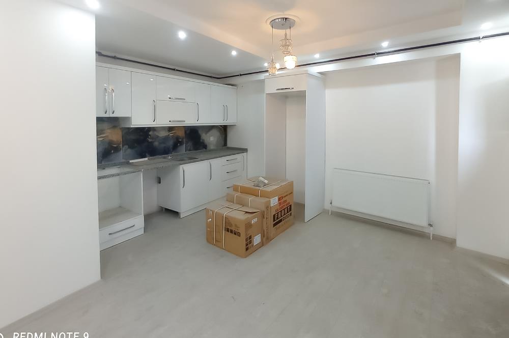 Gümüşçeşme Mahallesinde Kiralık Eşyasız  2+1 Daire ( C21 Bal'dan) 