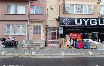 Çarşı Merkezinde 1.Kat 2+1 Satılık Daire- Ofis, Kuaför ve Konuta Uygun.