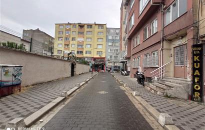 Çarşı Merkezinde 1.Kat 2+1 Satılık Daire- Ofis, Kuaför ve Konuta Uygun.