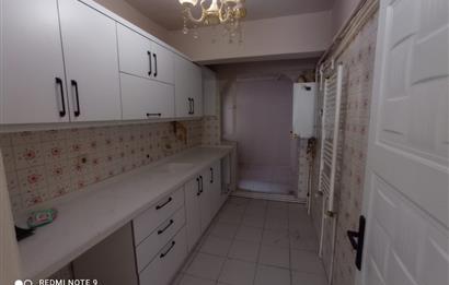 Çarşı Merkezinde 1.Kat 2+1 Satılık Daire- Ofis, Kuaför ve Konuta Uygun.