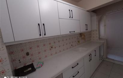 Çarşı Merkezinde 1.Kat 2+1 Satılık Daire- Ofis, Kuaför ve Konuta Uygun.