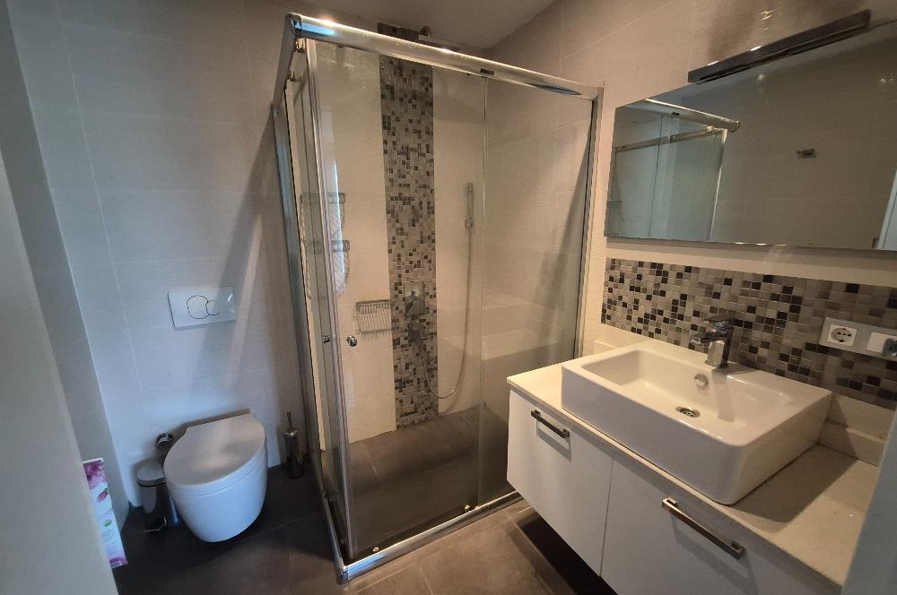 ZEKERİYAKÖY SİTELERDE BATI YURDU KARŞISI EŞYALI KİRALIK DAİRE