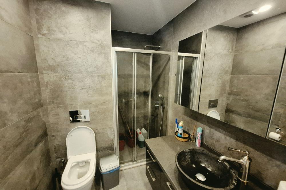 BAĞDAT CADDESİ'NE 4.BİNA GİRİŞ KAT 95 m² NET KİRALIK OFİS