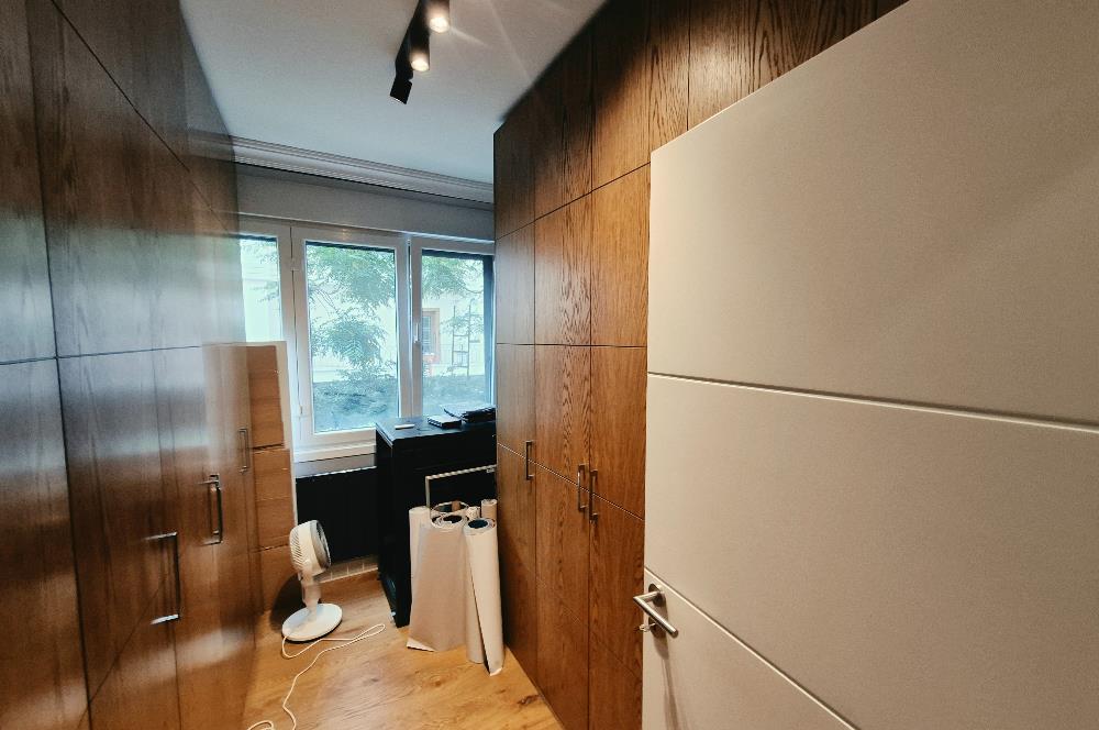 BAĞDAT CADDESİ'NE 4.BİNA GİRİŞ KAT 95 m² NET KİRALIK OFİS
