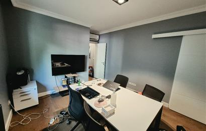 BAĞDAT CADDESİ'NE 4.BİNA GİRİŞ KAT 95 m² NET KİRALIK OFİS