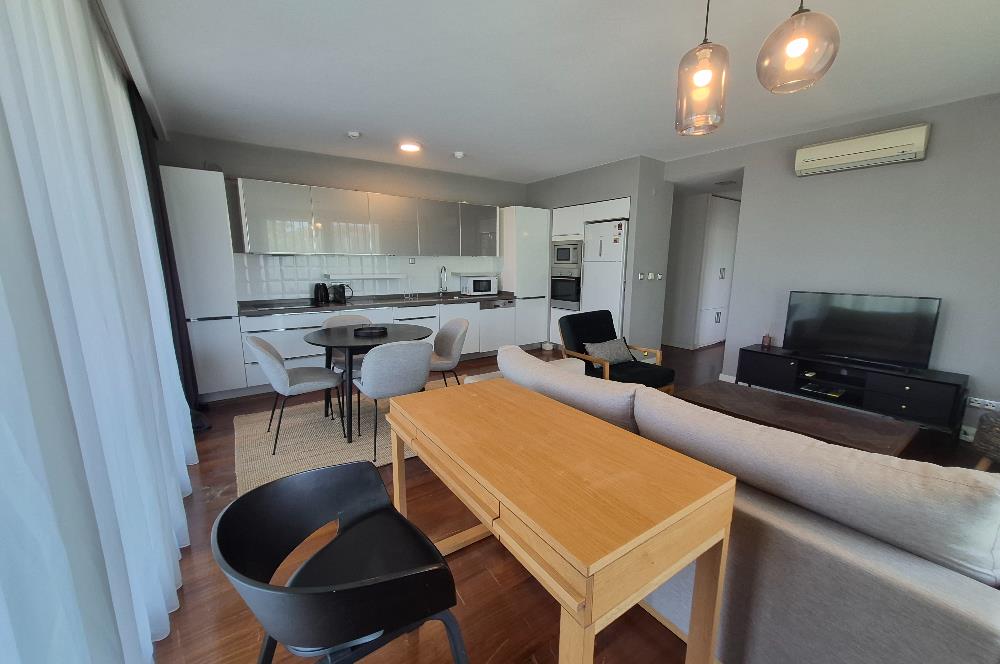 ZEKERİYAKÖY SİTELERDE BATI YURDU KARŞISI EŞYALI KİRALIK DAİRE