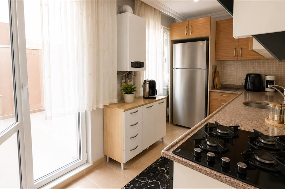 Kağıthane Merkez Ege Sokakta Merkezi Konumda Satılık 1+1