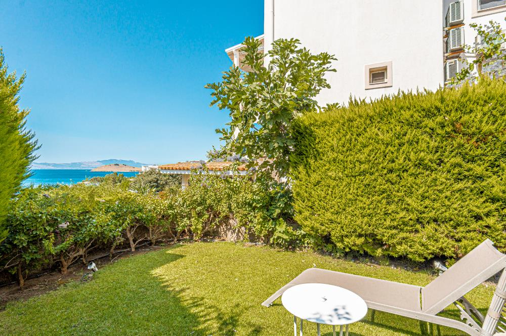 Bodrum Bitez Sarnıç Sitesi Plajlı 3+1 Satılık Bahçe Katı Daire