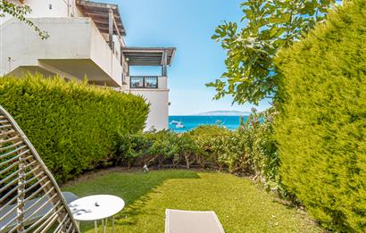 Bodrum Bitez Sarnıç Sitesi Plajlı 3+1 Satılık Bahçe Katı Daire