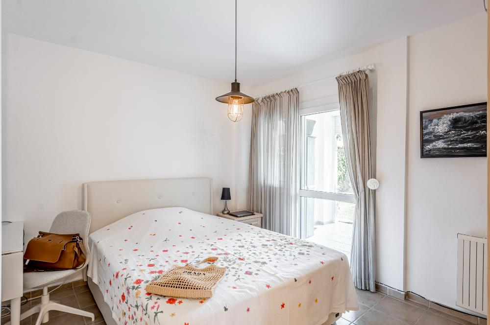 Bodrum Bitez Sarnıç Sitesi Plajlı 3+1 Satılık Bahçe Katı Daire