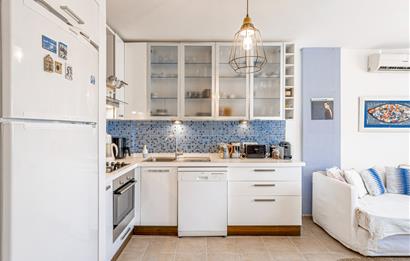 Bodrum Bitez Sarnıç Sitesi Plajlı 3+1 Satılık Bahçe Katı Daire