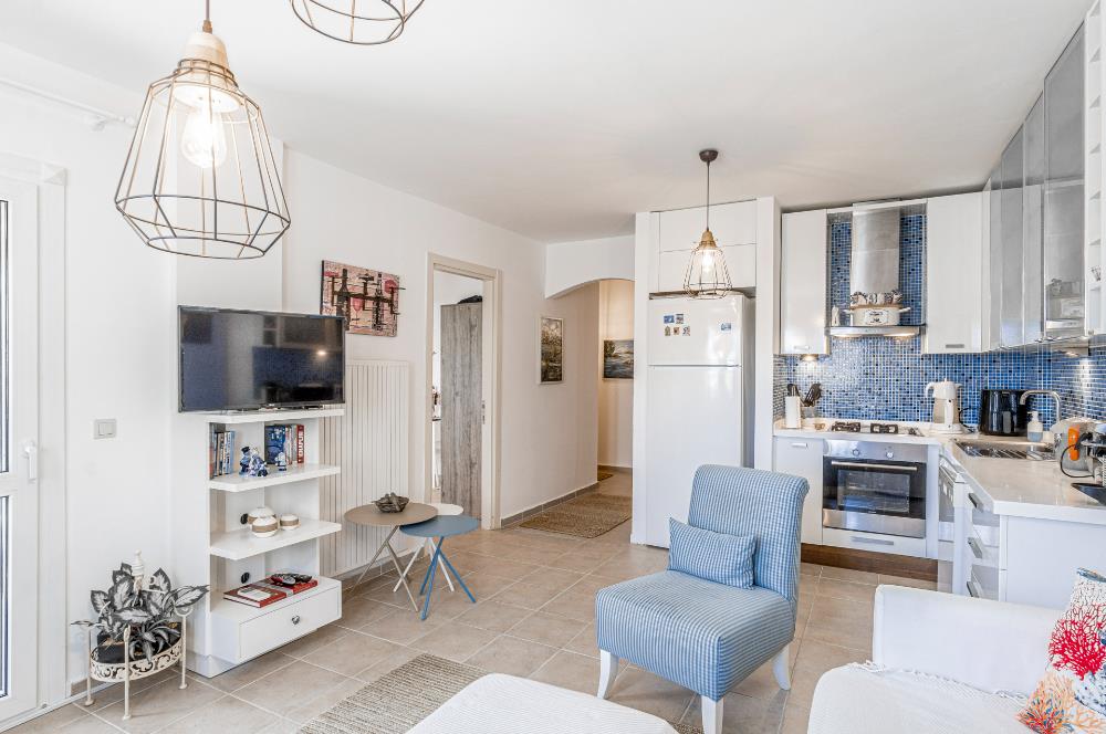 Bodrum Bitez Sarnıç Sitesi Plajlı 3+1 Satılık Bahçe Katı Daire
