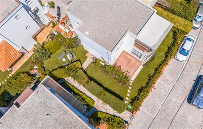 Bodrum Bitez Sarnıç Sitesi Plajlı 3+1 Satılık Bahçe Katı Daire
