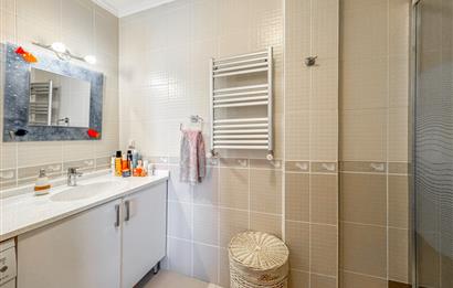 Bodrum Bitez Sarnıç Sitesi Plajlı 3+1 Satılık Bahçe Katı Daire