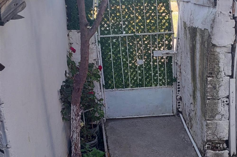 C21 LOCA'DAN HASAN BASRİ ÇANTAY'DA SATILIK MÜSTAKİL EV VE ARSASI