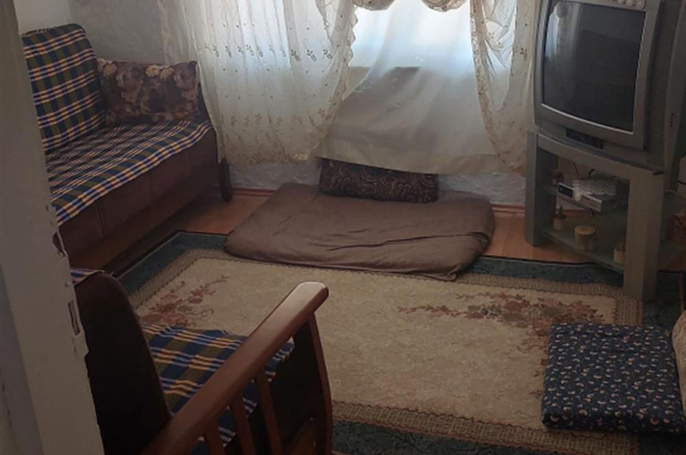 C21 LOCA'DAN HASAN BASRİ ÇANTAY'DA SATILIK MÜSTAKİL EV VE ARSASI