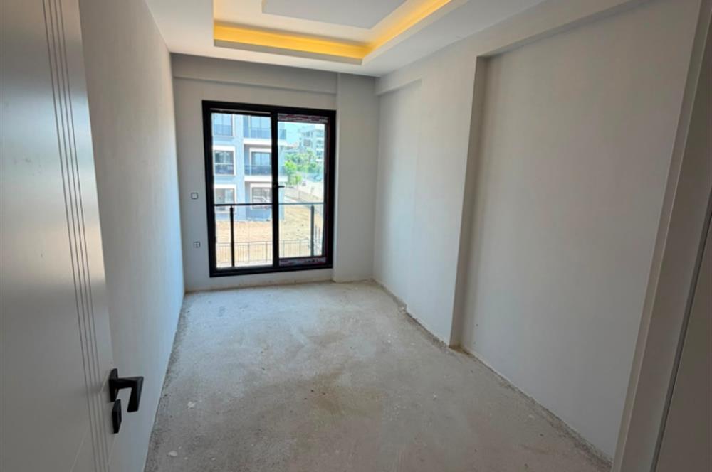 Menderes Barbaros Mahallesinde Satılık Lüks 2+1 Daire