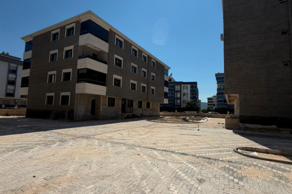 Torbalı Muratbey'de Satılık 3+1 Lüks Site İçi Daire
