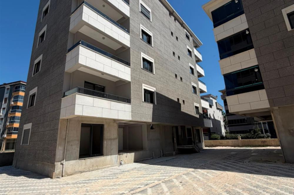 Torbalı Muratbey'de Satılık 3+1 Lüks Site İçi Daire