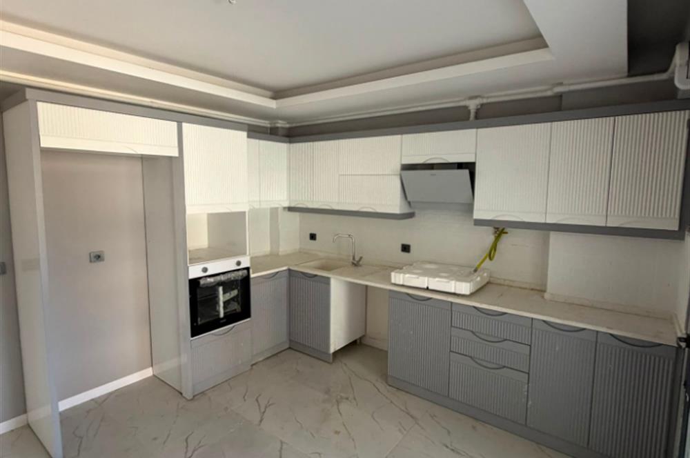 Torbalı Muratbey'de Satılık 3+1 Lüks Site İçi Daire